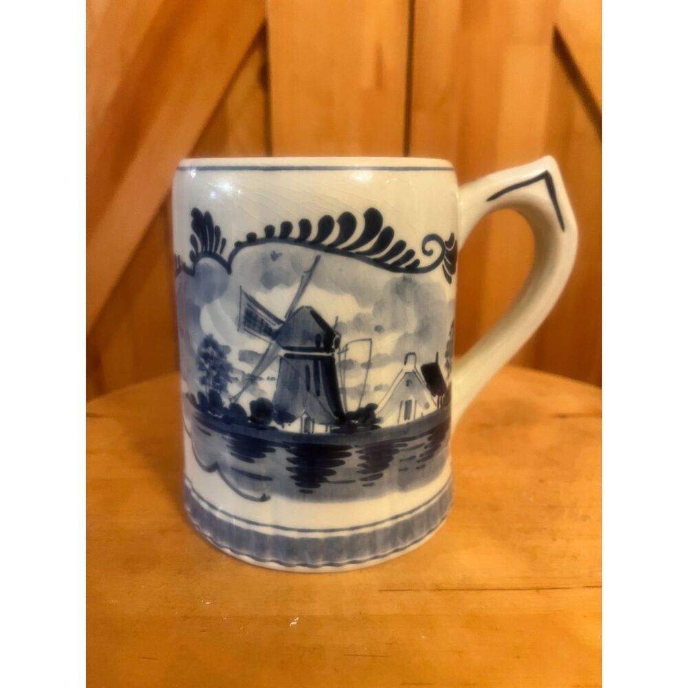 VINTAGE MUG MARKED DELFTS HOLLAND BLUE & WHITE WINDMILL SCENE (6878)